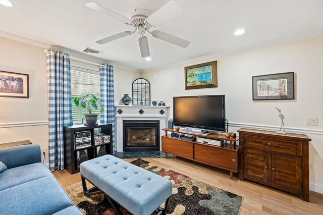 79 Brookville Ave, Brockton, MA 02302