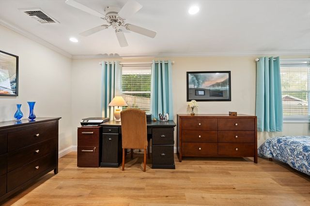 79 Brookville Ave, Brockton, MA 02302
