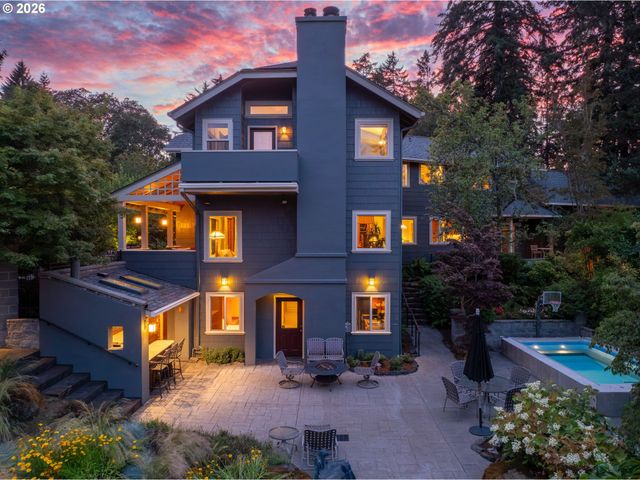 1949 GRAHAM Dr, Eugene, OR 97405