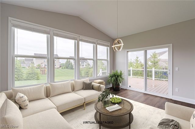 10194 Corbetts Lane, Twinsburg, OH 44087