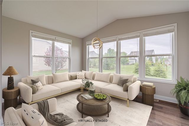 10194 Corbetts Lane, Twinsburg, OH 44087