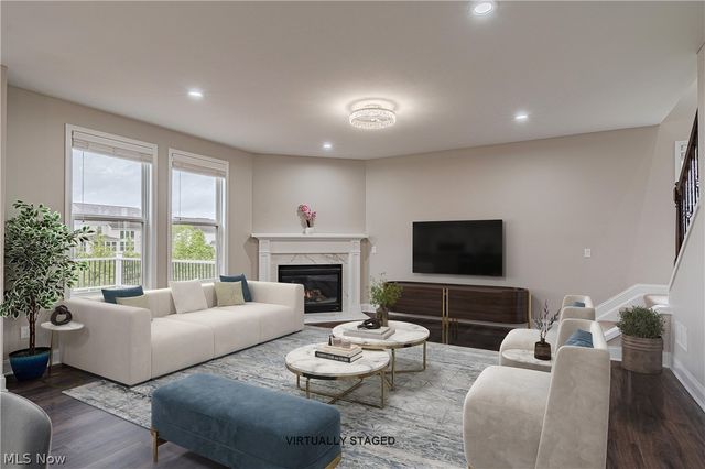 10194 Corbetts Lane, Twinsburg, OH 44087