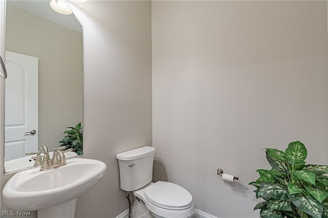 10194 Corbetts Lane, Twinsburg, OH 44087