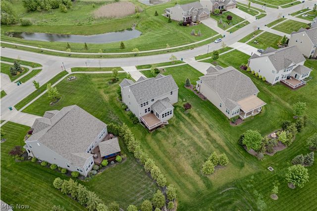 10194 Corbetts Lane, Twinsburg, OH 44087