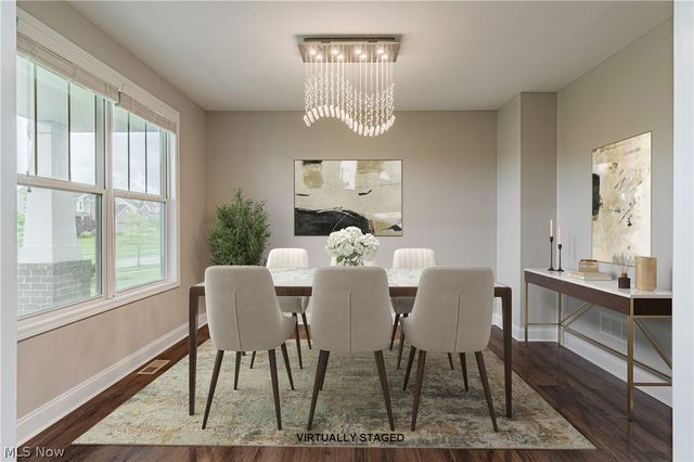 10194 Corbetts Lane, Twinsburg, OH 44087