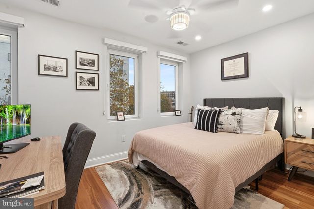 331 W ST NE, Washington, DC 20002