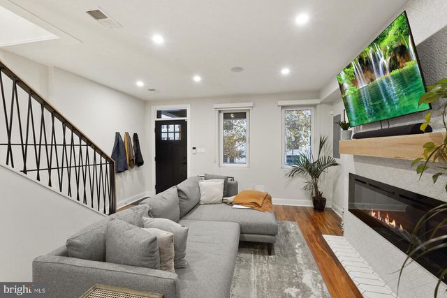 331 W ST NE, Washington, DC 20002