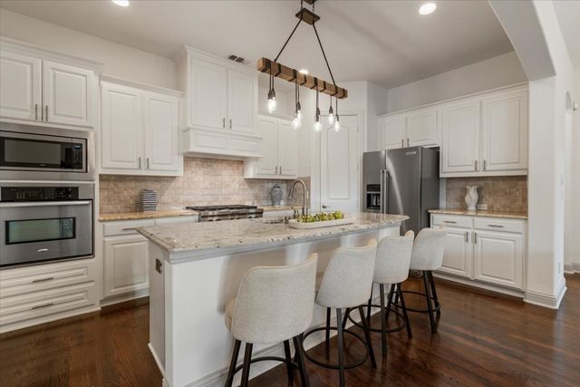 2600 Grail Maiden Court, Lewisville, TX 75056