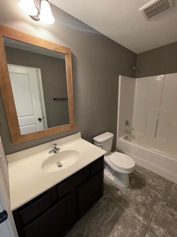 3503 TIMBER RUN DR, Columbia, MO 65203
