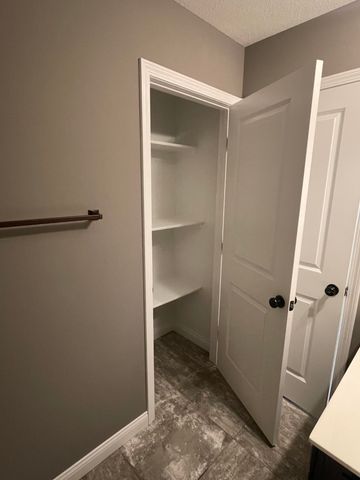 3503 TIMBER RUN DR, Columbia, MO 65203