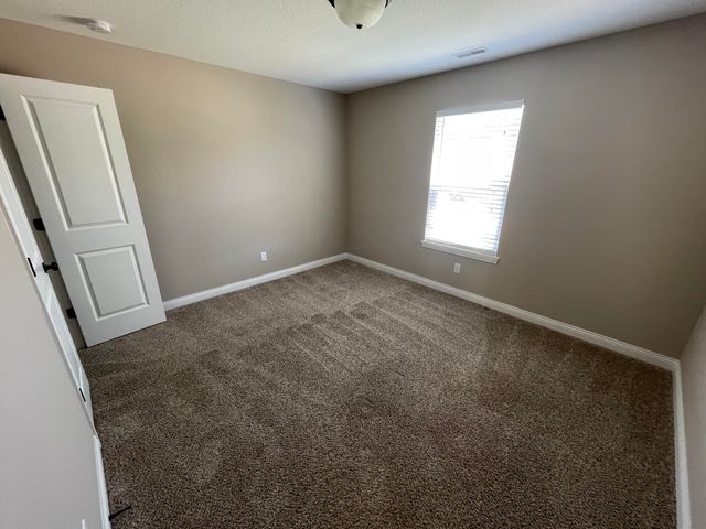 3503 TIMBER RUN DR, Columbia, MO 65203