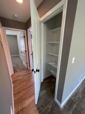 3503 TIMBER RUN DR, Columbia, MO 65203