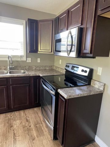3503 TIMBER RUN DR, Columbia, MO 65203