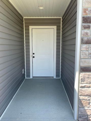 3503 TIMBER RUN DR, Columbia, MO 65203