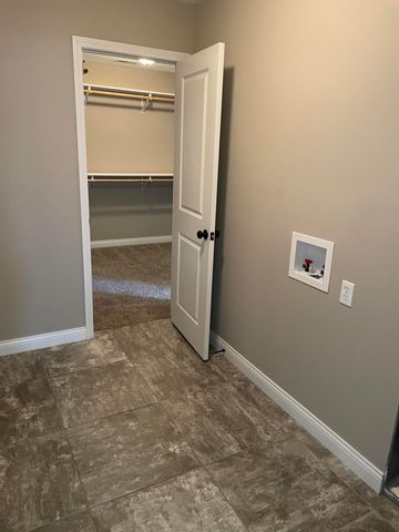 3503 TIMBER RUN DR, Columbia, MO 65203
