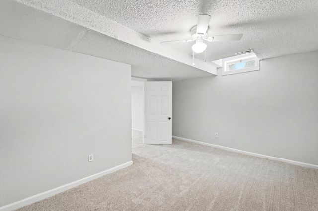 5213 E 20th St N, Wichita, KS 67208