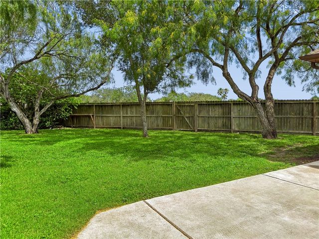 6402 Bellac St, Corpus Christi, TX 78414