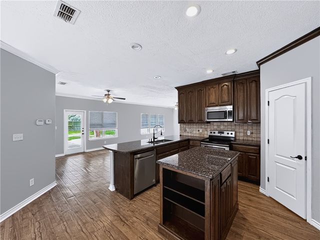 6402 Bellac St, Corpus Christi, TX 78414