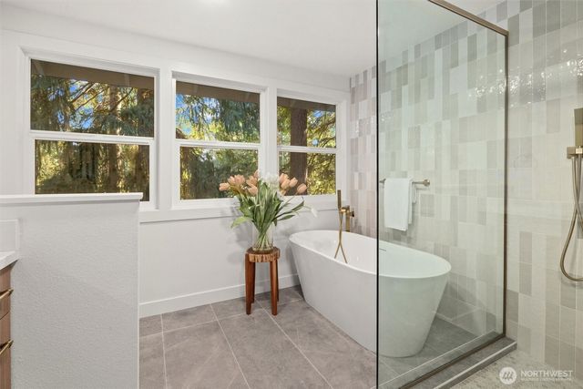 10406 115th Place NE, Kirkland, WA 98033