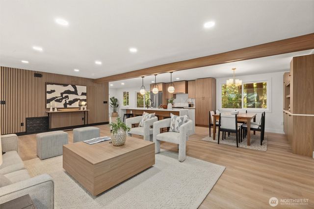 10406 115th Place NE, Kirkland, WA 98033