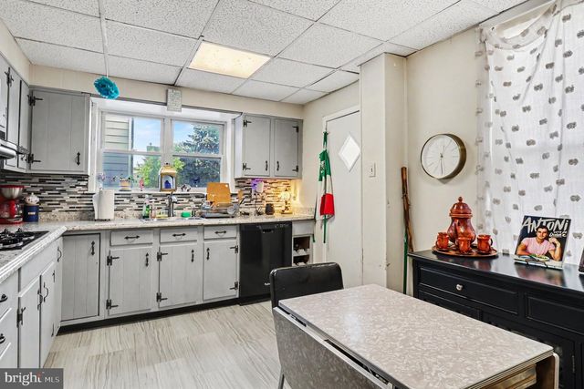154 W SALAIGNAC ST, Philadelphia, PA 19128