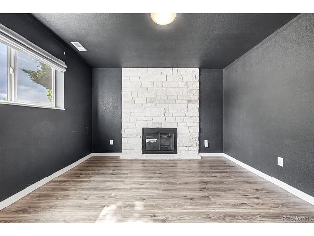995 W Nolte Dr, Colorado Springs, CO 80916