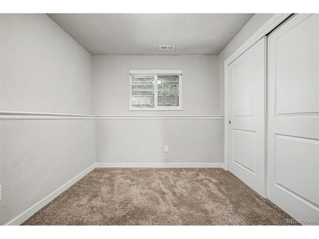 995 W Nolte Dr, Colorado Springs, CO 80916