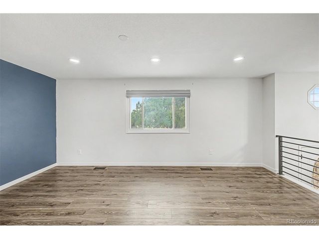 995 W Nolte Dr, Colorado Springs, CO 80916