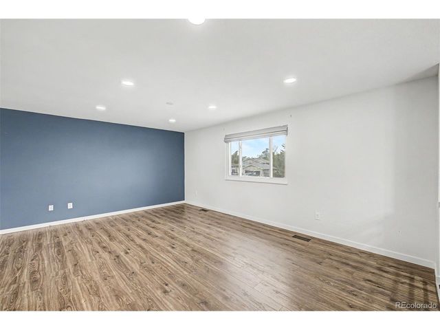 995 W Nolte Dr, Colorado Springs, CO 80916