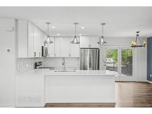 995 W Nolte Dr, Colorado Springs, CO 80916