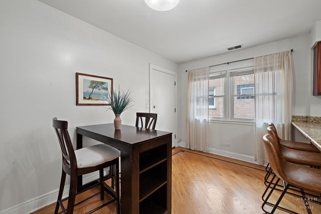 4208 N Keystone Avenue 3F, Chicago, IL 60641