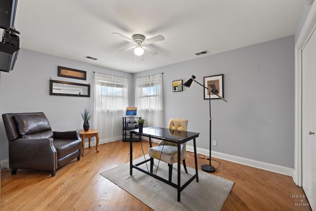 4208 N Keystone Avenue 3F, Chicago, IL 60641