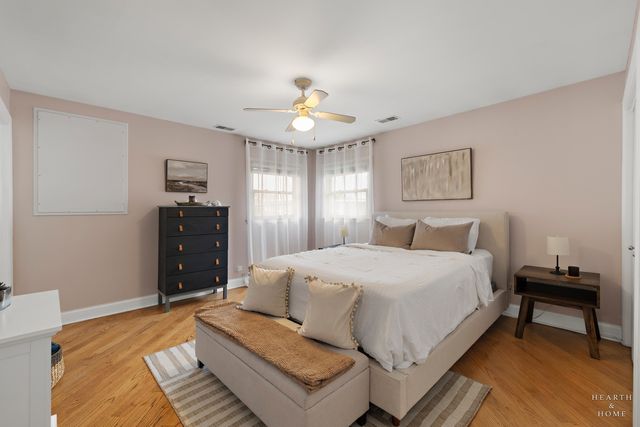 4208 N Keystone Avenue 3F, Chicago, IL 60641