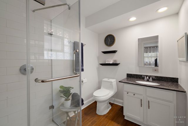 4208 N Keystone Avenue 3F, Chicago, IL 60641