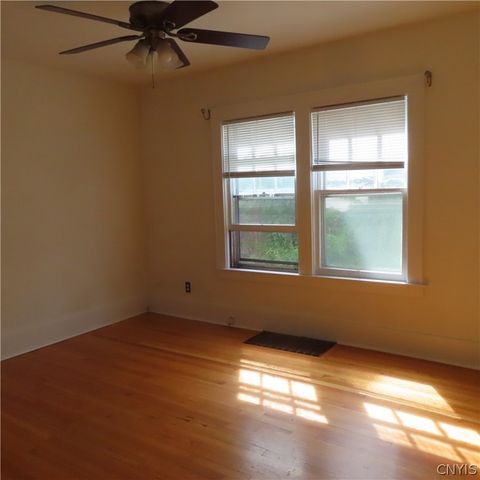 105-107 Twin Hills Drive, Syracuse, NY 13207