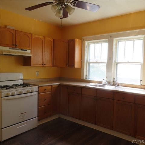 105-107 Twin Hills Drive, Syracuse, NY 13207