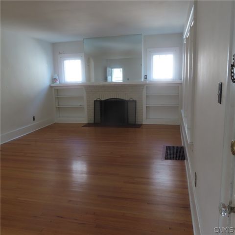105-107 Twin Hills Drive, Syracuse, NY 13207