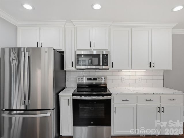 330 Skyview Drive, Catawba, SC 29704