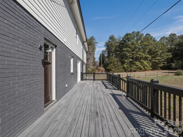 330 Skyview Drive, Catawba, SC 29704