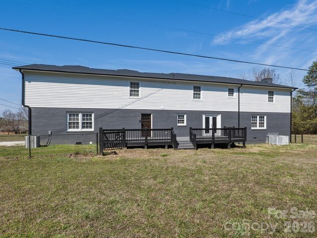 330 Skyview Drive, Catawba, SC 29704