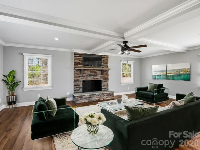 330 Skyview Drive, Catawba, SC 29704