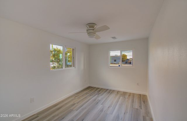 2030 W MONTE VISTA Road, Phoenix, AZ 85009