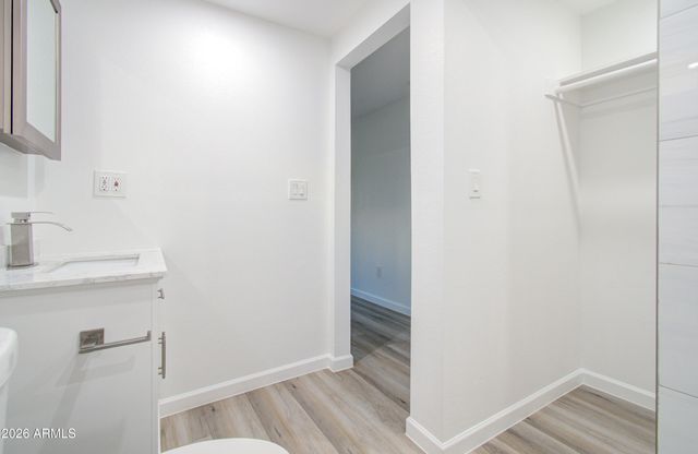 2030 W MONTE VISTA Road, Phoenix, AZ 85009