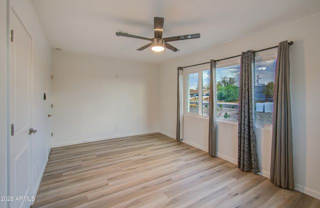 2030 W MONTE VISTA Road, Phoenix, AZ 85009