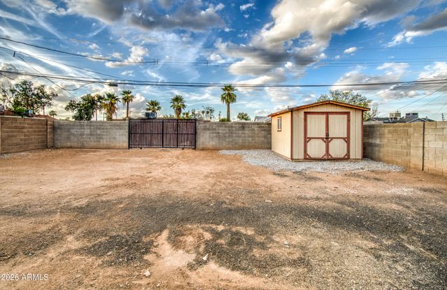 2030 W MONTE VISTA Road, Phoenix, AZ 85009