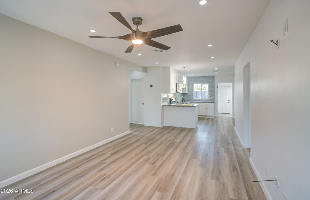 2030 W MONTE VISTA Road, Phoenix, AZ 85009 — photo 5