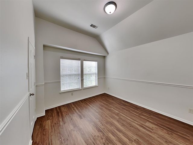 15818 Shoreline Terrace Drive, Houston, TX 77044