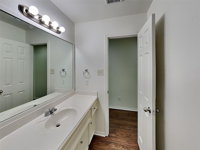 15818 Shoreline Terrace Drive, Houston, TX 77044