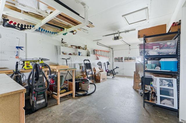 3008 Fairoak Drive, Fort Wayne, IN 46809