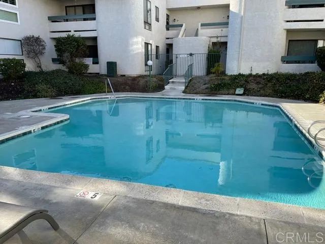 2306 Altisma Way 213, Carlsbad, CA 92009